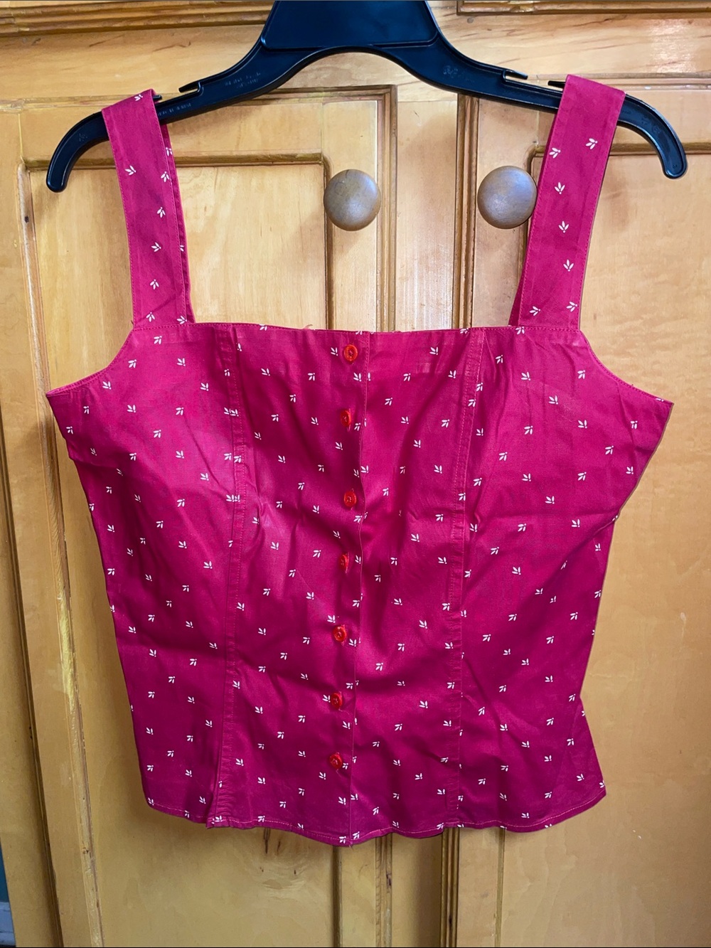 High Sierra size small button summer top!